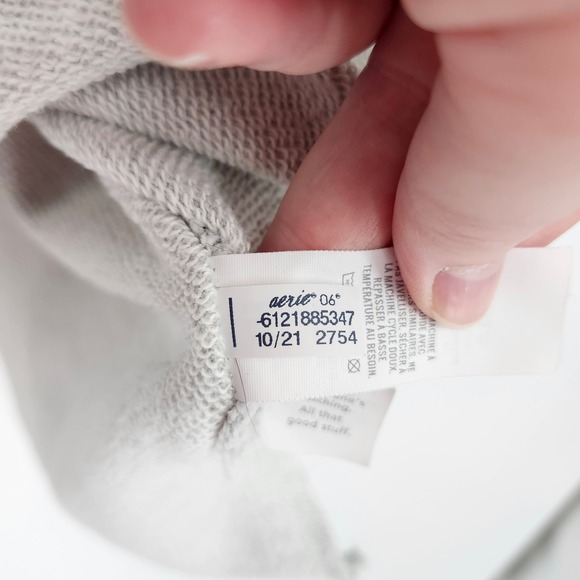 Aerie Gray Cozy Crewneck Sweatshirt Womens Large Oversized Distressed Raw Hem - Picture 10 of 10